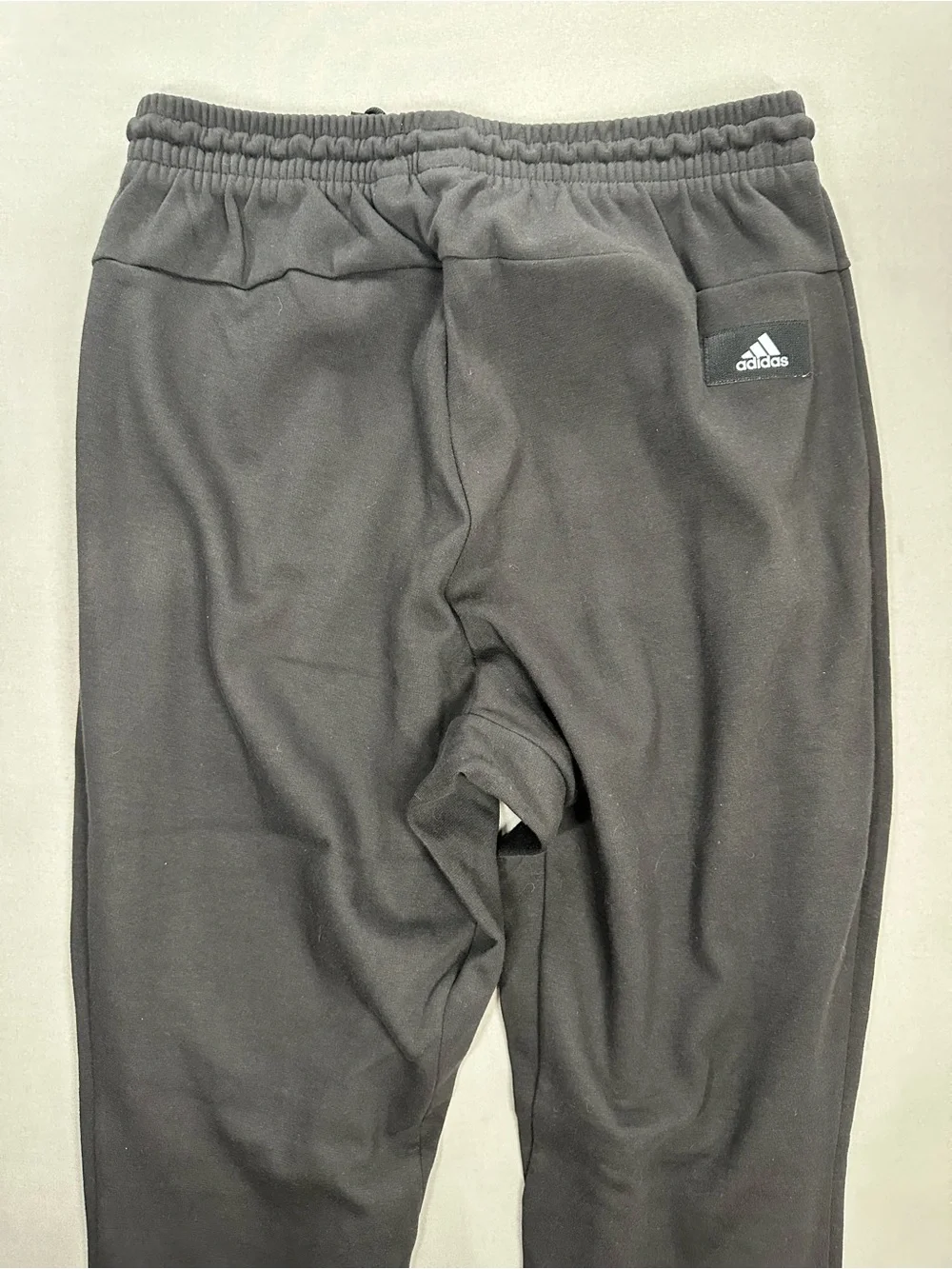 Adidas Guru Pant Joggers, 3/4-Length Crop Training Pants/Joggers - Mens Medium